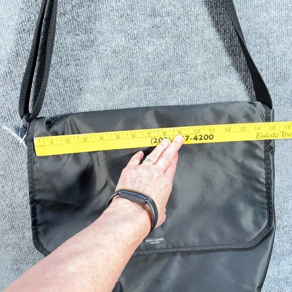 Kate Spade Black Nylon Messenger Bag Large Crossbody Laptop Work Travel Tote - Picture 13 of 14